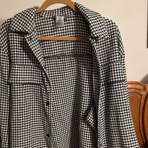 One Size Houndstooth Sans Souci Coat